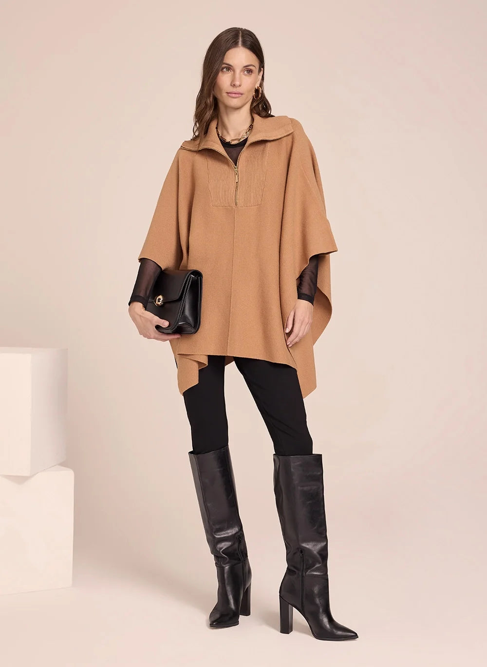 Poncho Paola Caramelo Tricot Feminino