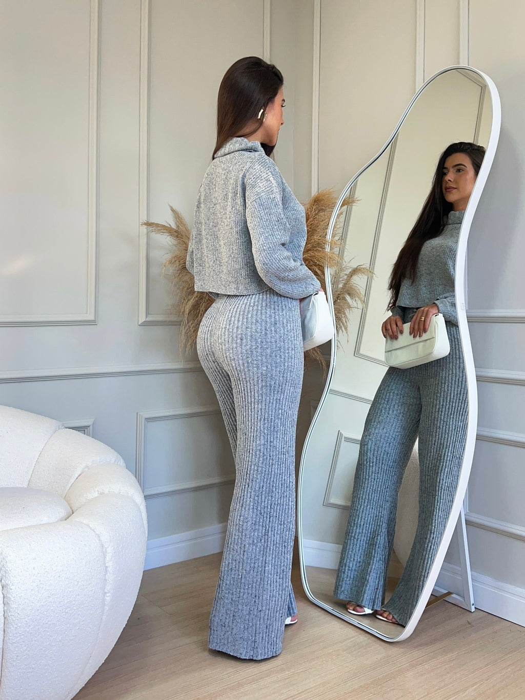 Conjunto Tainara